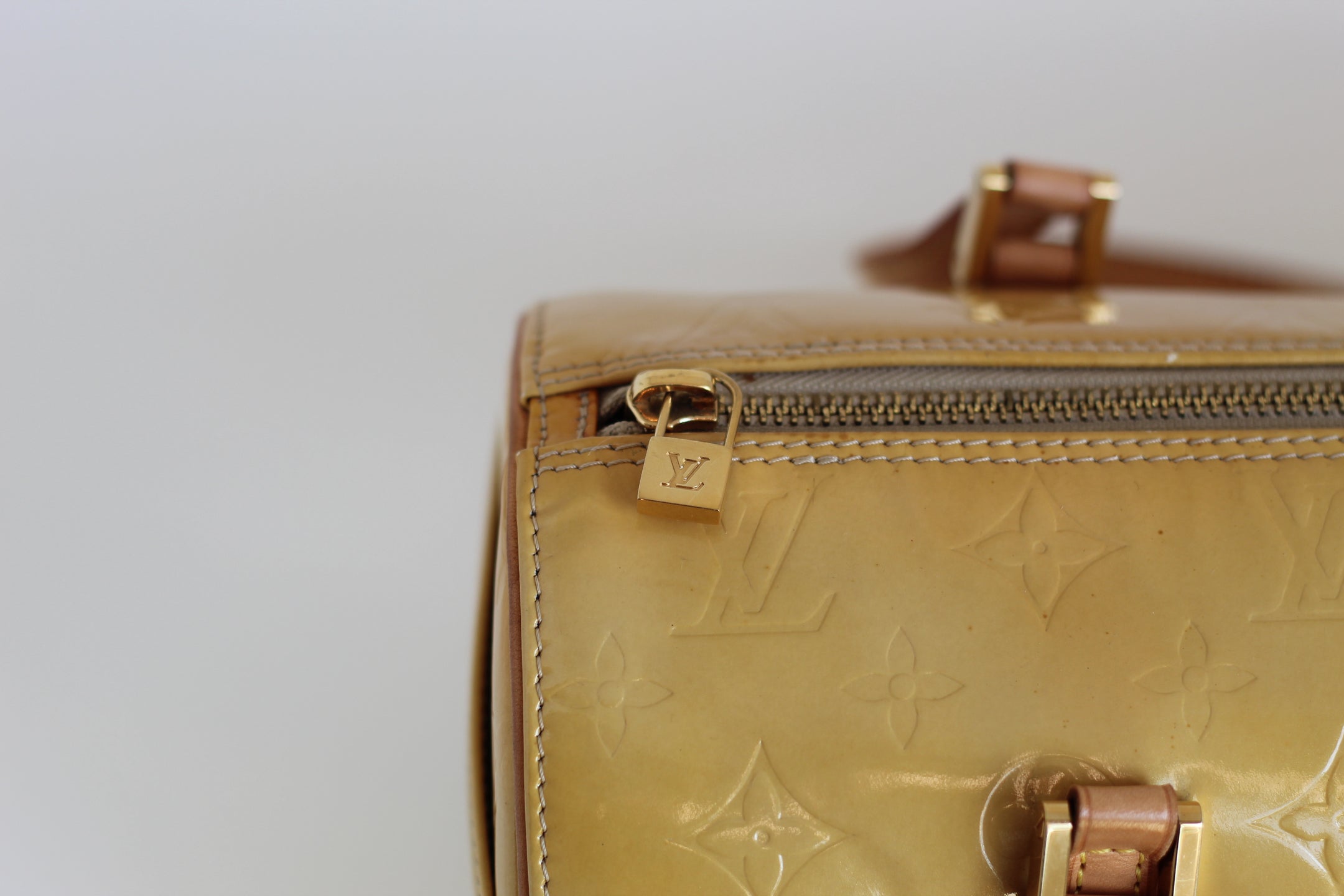 Papillon leather handbag Louis Vuitton Yellow in Leather - 36841164